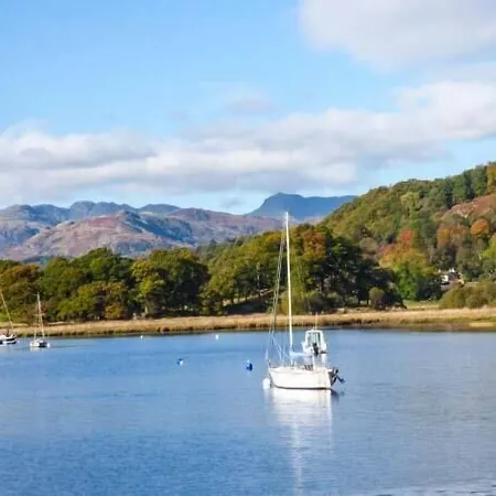 בית נופש Loughrigg View אמבלסייד