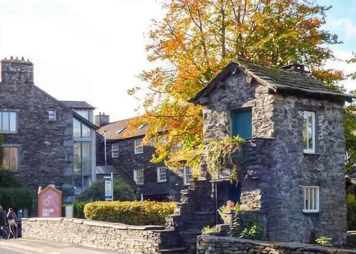 Loughrigg View * Ambleside